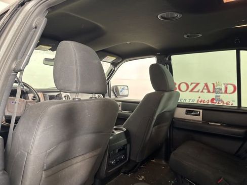 Used 2017 Ford Expedition XLT image 14
