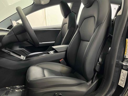 Used 2025 Tesla Model 3 Long Range image 46