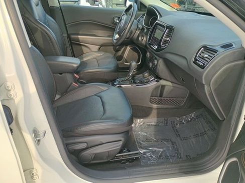 Used 2020 Jeep Compass Limited image 14