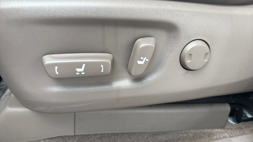 Used 2019 Lexus GX 460 w/ Navigation Package AWD/4WD image 11