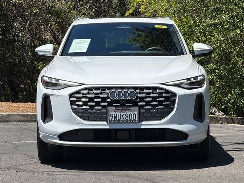 Certified 2025 Audi Q5 Premium w/ Premium Plus AWD/4WD image 10