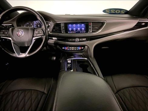 Used 2022 Buick Enclave Avenir w/ Avenir Technology Package AWD/4WD image 15