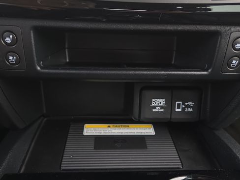 Used 2023 Honda Passport Elite image 33