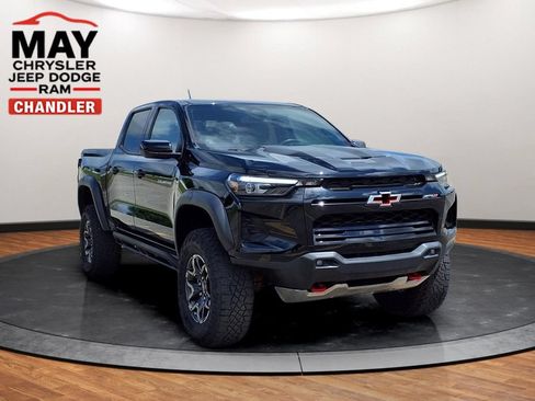 Used 2024 Chevrolet Colorado ZR2 w/ ZR2 Convenience Package III AWD/4WD image 21