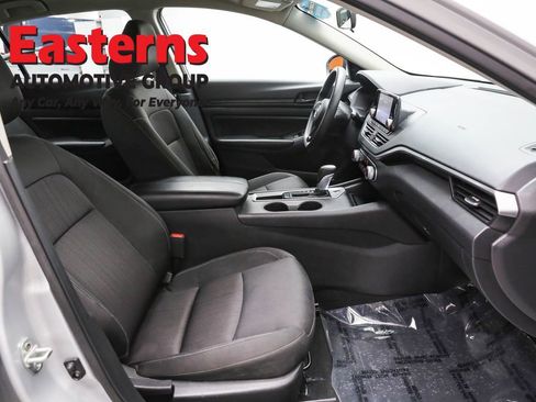 Used 2023 Nissan Altima 2.5 S image 24