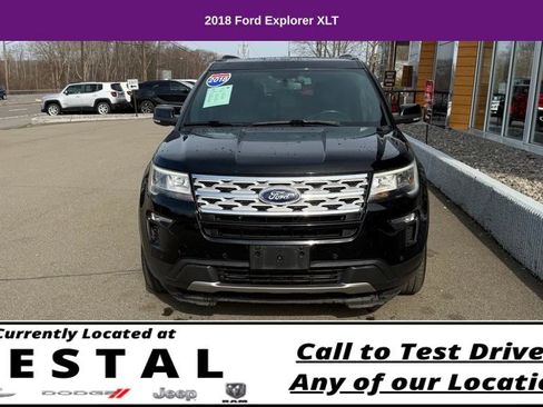Used 2018 Ford Explorer XLT w/ Equipment Group 202A AWD/4WD image 4