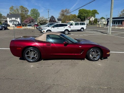 Used 2003 Chevrolet Corvette Convertible w/ Preferred Equipment Group1 RWD image 4