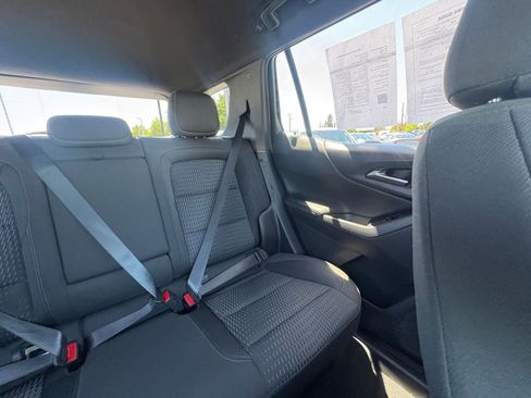 Used 2025 Chevrolet Equinox LT FWD image 38
