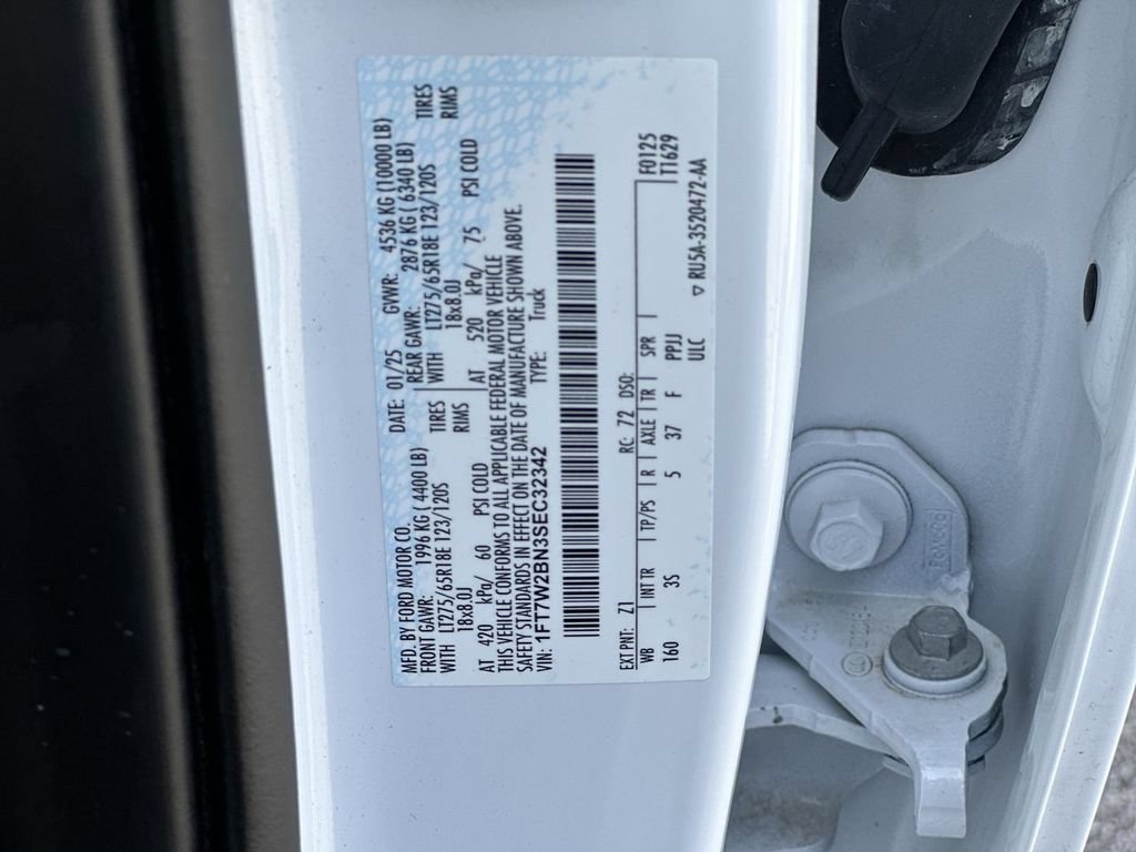 Used 2025 Ford F250 XLT AWD/4WD image 42