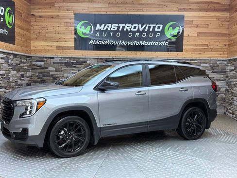 Used 2023 GMC Terrain SLE w/ Driver Convenience Package AWD/4WD image 15