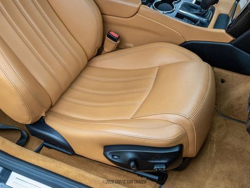Used 2011 Maserati GranTurismo S RWD image 33