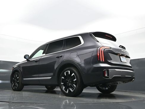 Used 2025 Kia Telluride SX w/ SX Captain's Chair Package FWD image 28