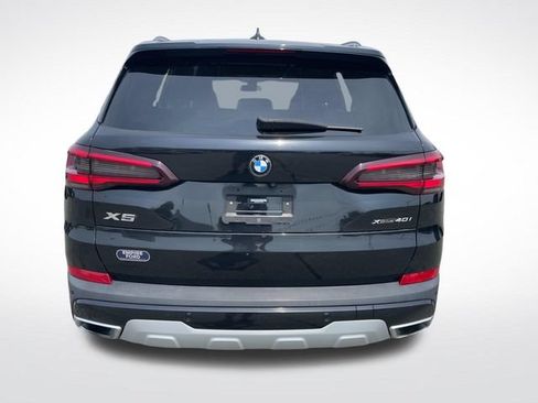 Used 2023 BMW X5 xDrive40i w/ Premium Package AWD/4WD image 4