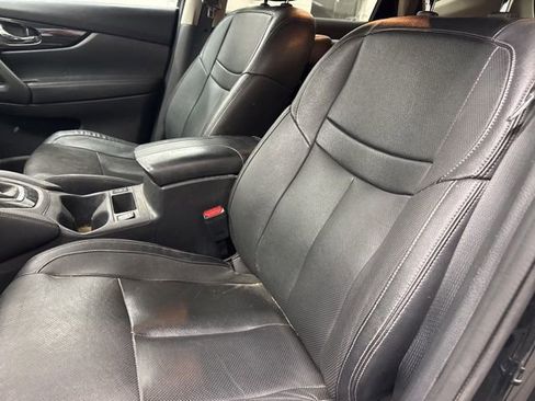 Used 2017 Nissan Rogue SL w/ SL Premium Package image 5