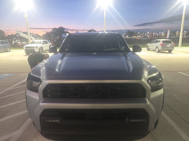 Used 2026 Toyota 4Runner TRD Off-Road Premium AWD/4WD image 3