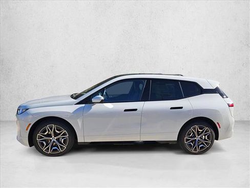 Used 2026 BMW iX xDrive60 AWD/4WD image 8