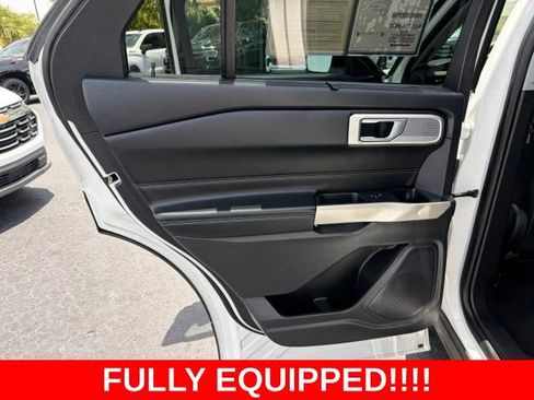 Used 2020 Ford Explorer Limited w/ Class III Trailer Tow Package RWD image 14