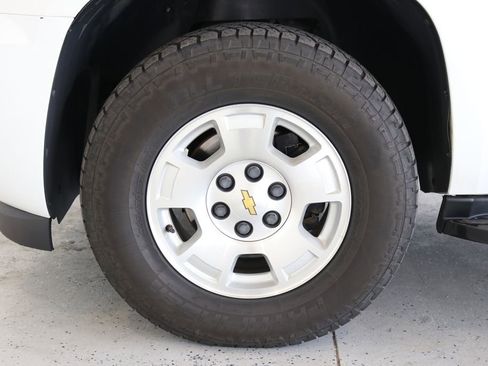 Used 2014 Chevrolet Tahoe LT w/ Luxury Package image 42