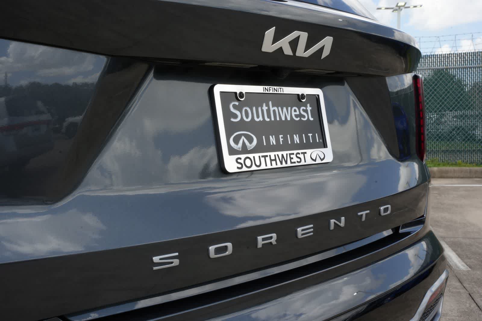 Used 2022 Kia Sorento EX w/ Panoramic Sunroof Package FWD image 20