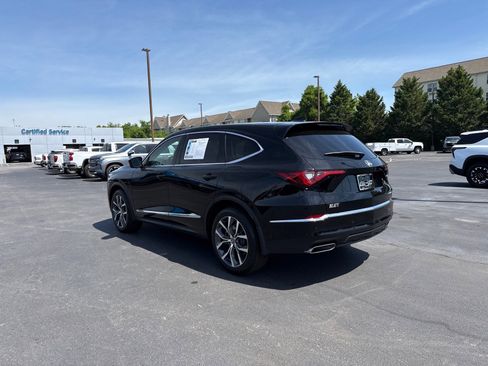 Used 2024 Acura MDX SH-AWD w/ Technology Package image 5