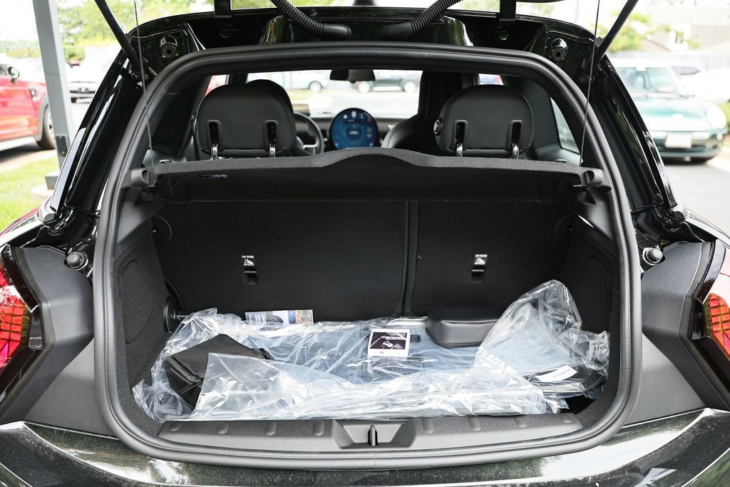 New 2026 MINI Cooper S FWD image 28