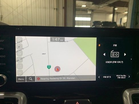 Used 2023 Kia Sorento SX image 14