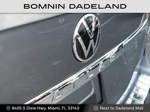 Used 2023 Volkswagen Atlas SEL image 6
