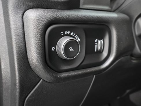 Used 2022 RAM 2500 Tradesman AWD/4WD image 40