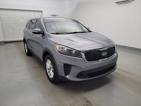 Used 2020 Kia Sorento LX FWD image 13
