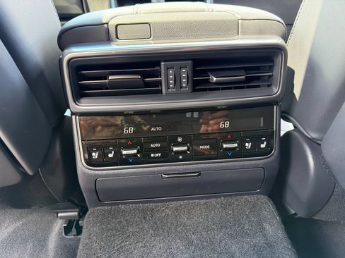 Used 2025 Lexus LX 700h Overtrail w/ Accessory Package (Z1) AWD/4WD image 32