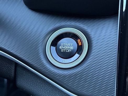 New 2025 Jeep Grand Cherokee Laredo w/ MOPAR Finishing Package image 21