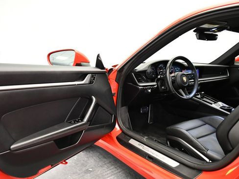 Used 2020 Porsche 911 Carrera S image 38