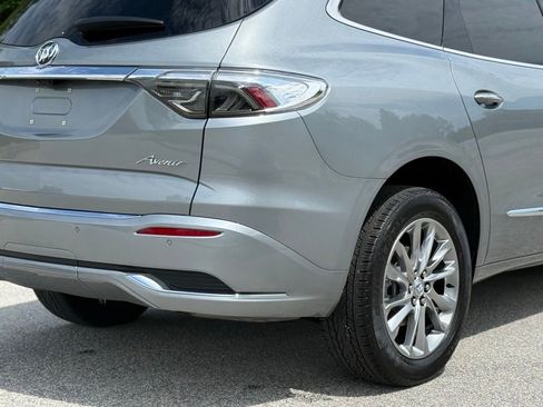 Used 2023 Buick Enclave Avenir w/ Trailering Package, 5000 lbs. AWD/4WD image 16