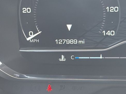 Used 2022 GMC Yukon XL AT4 AWD/4WD image 22