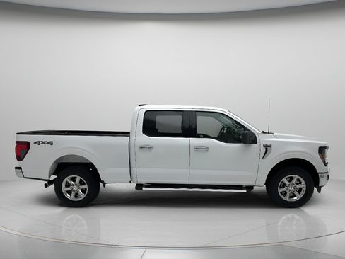 Used 2024 Ford F150 XLT w/ Tow/Haul Package AWD/4WD image 4