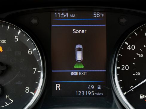 Used 2019 Nissan Rogue Sport SV w/ All-Weather Package image 47