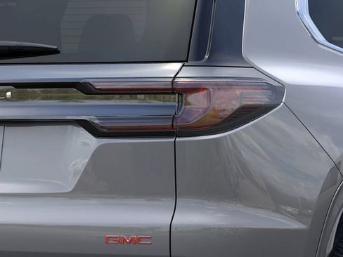 Used 2026 GMC Acadia Denali w/ Super Cruise Package AWD/4WD image 11