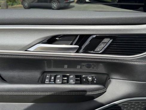 New 2026 Jeep Grand Wagoneer 4WD image 15