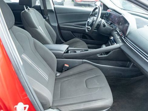 Used 2024 Hyundai Elantra SEL w/ Convenience Package FWD image 37