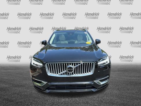 Used 2025 Volvo XC90 T8 Ultra w/ Lounge Package AWD/4WD image 3