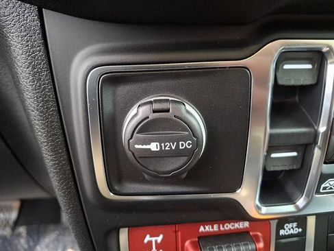 New 2026 Jeep Gladiator Sport image 18