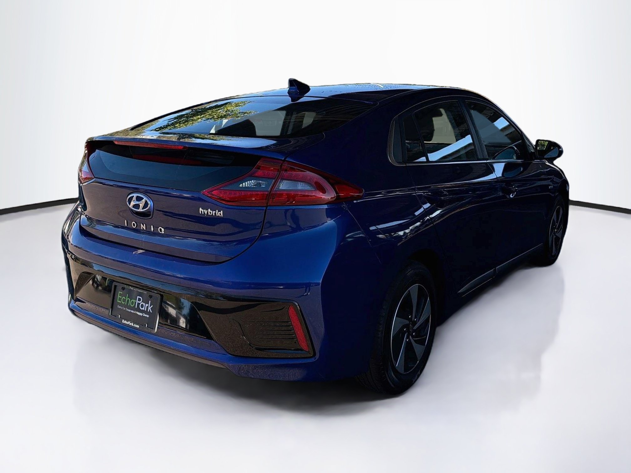 Used 2019 Hyundai Ioniq SEL FWD image 9