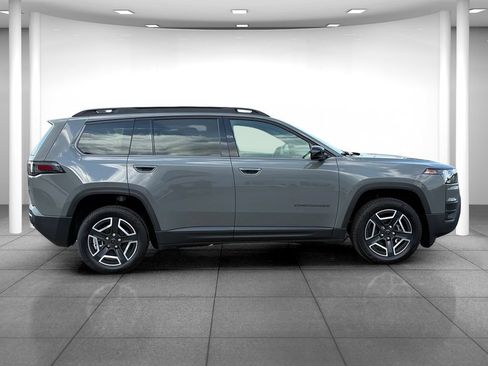 New 2026 Jeep Cherokee Limited AWD/4WD image 8