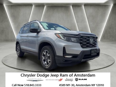 Used 2023 Honda Passport TrailSport image 1
