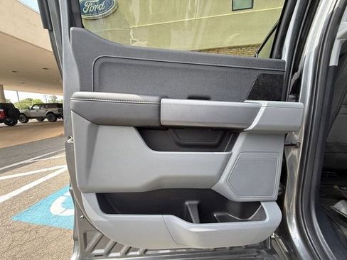 Used 2025 Ford F150 Lightning XLT image 24