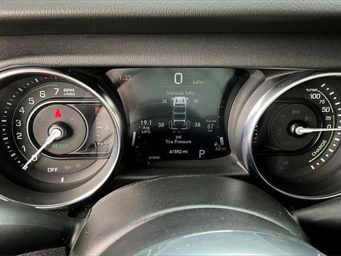 Used 2021 Jeep Wrangler Unlimited Sahara image 20