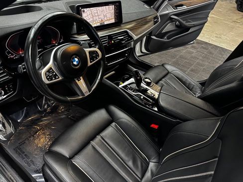 Used 2023 BMW M550i xDrive M550i xDrive w/ Executive Package image 33