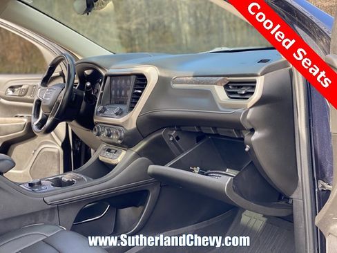 Used 2022 GMC Acadia Denali w/ GMC Pro Grade Package image 21