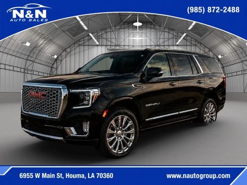 Used 2021 GMC Yukon XL Denali w/ Denali Premium Package RWD image 1