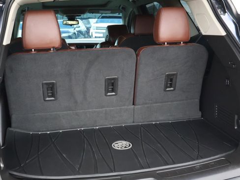 Used 2019 Buick Enclave Avenir w/ Avenir Technology Package image 24